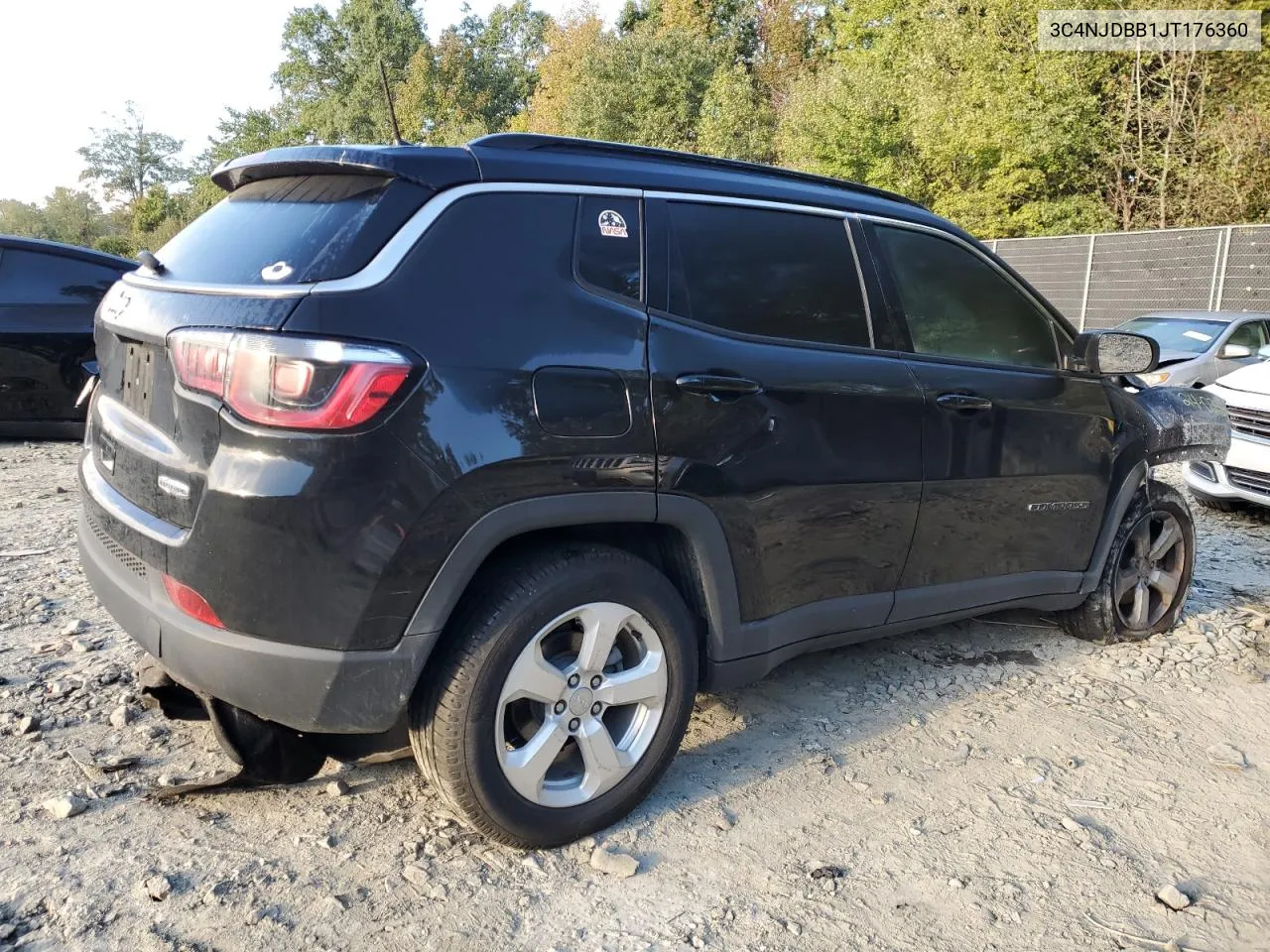 2018 Jeep Compass Latitude VIN: 3C4NJDBB1JT176360 Lot: 69694444