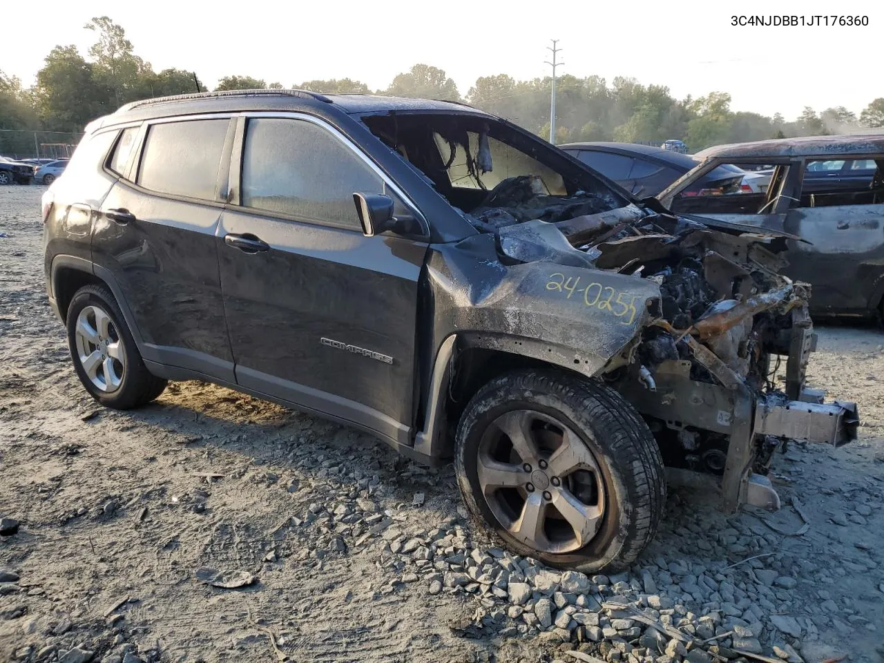 3C4NJDBB1JT176360 2018 Jeep Compass Latitude