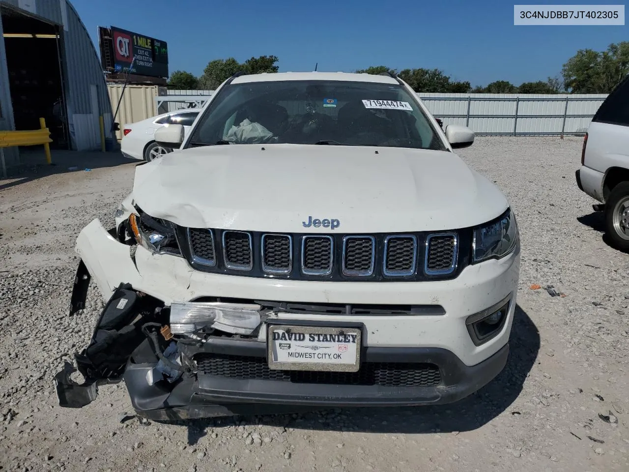 3C4NJDBB7JT402305 2018 Jeep Compass Latitude