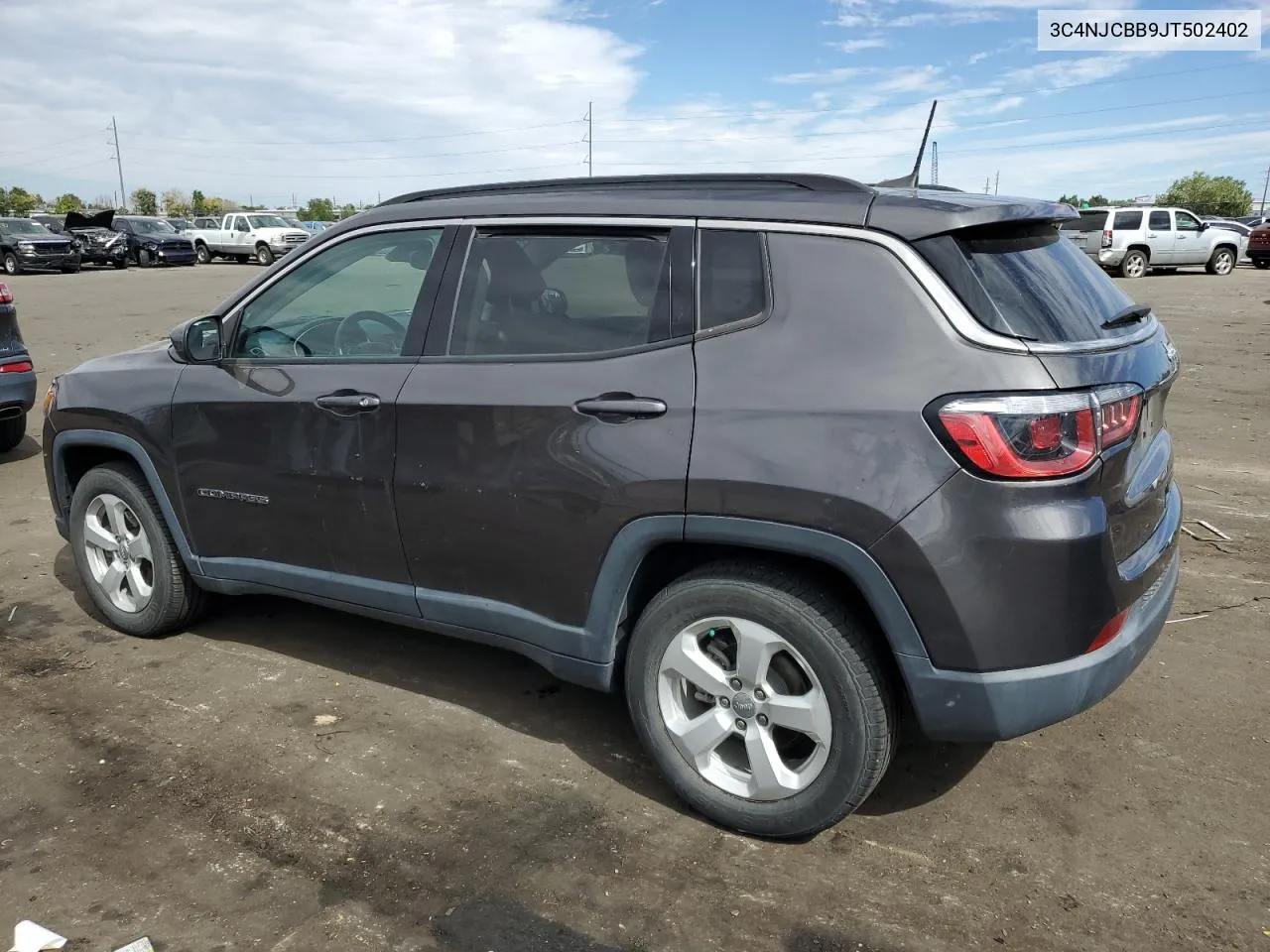 3C4NJCBB9JT502402 2018 Jeep Compass Latitude