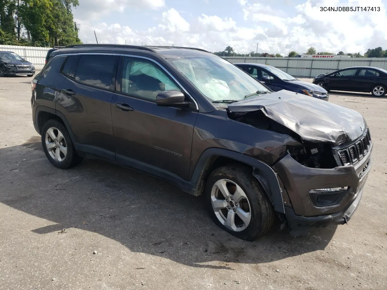 2018 Jeep Compass Latitude VIN: 3C4NJDBB5JT147413 Lot: 72884864