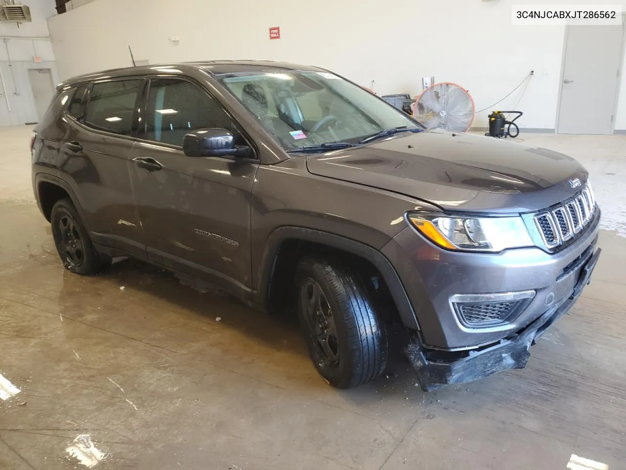 2018 Jeep Compass Sport VIN: 3C4NJCABXJT286562 Lot: 73094334