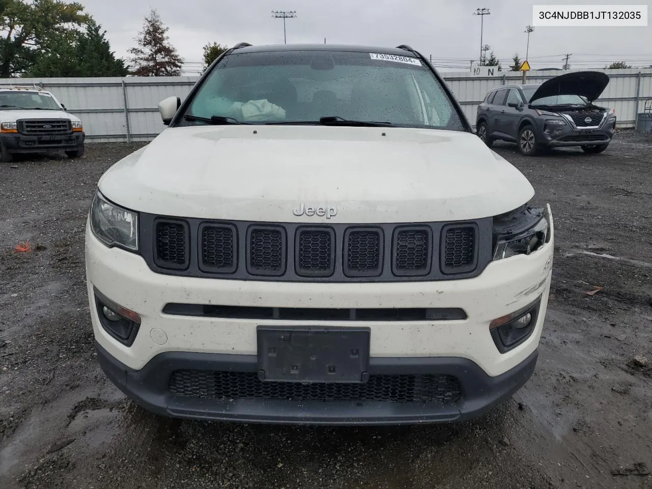 2018 Jeep Compass Latitude VIN: 3C4NJDBB1JT132035 Lot: 73532804