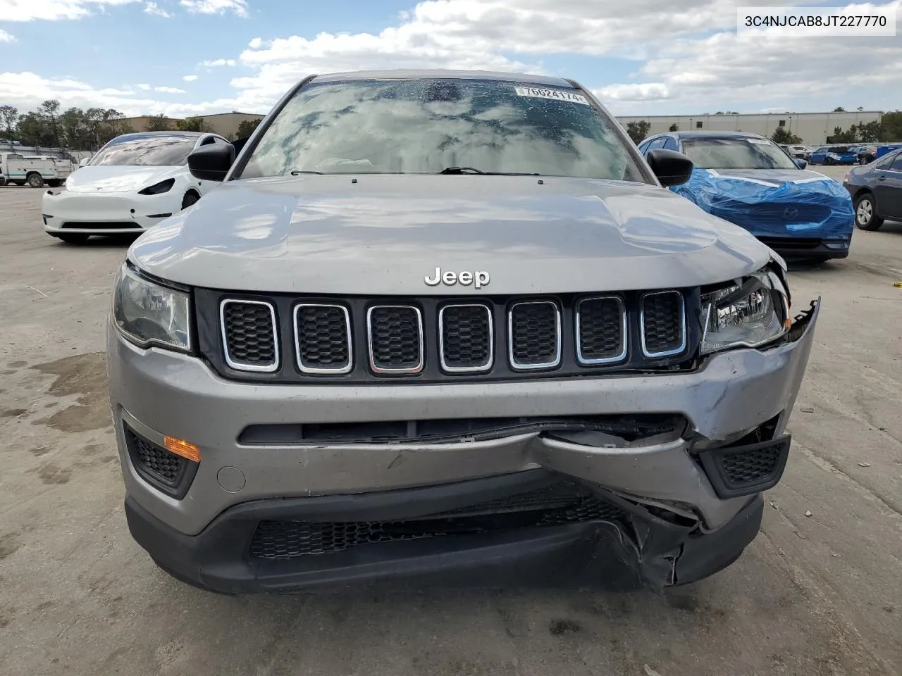 2018 Jeep Compass Sport VIN: 3C4NJCAB8JT227770 Lot: 76624174