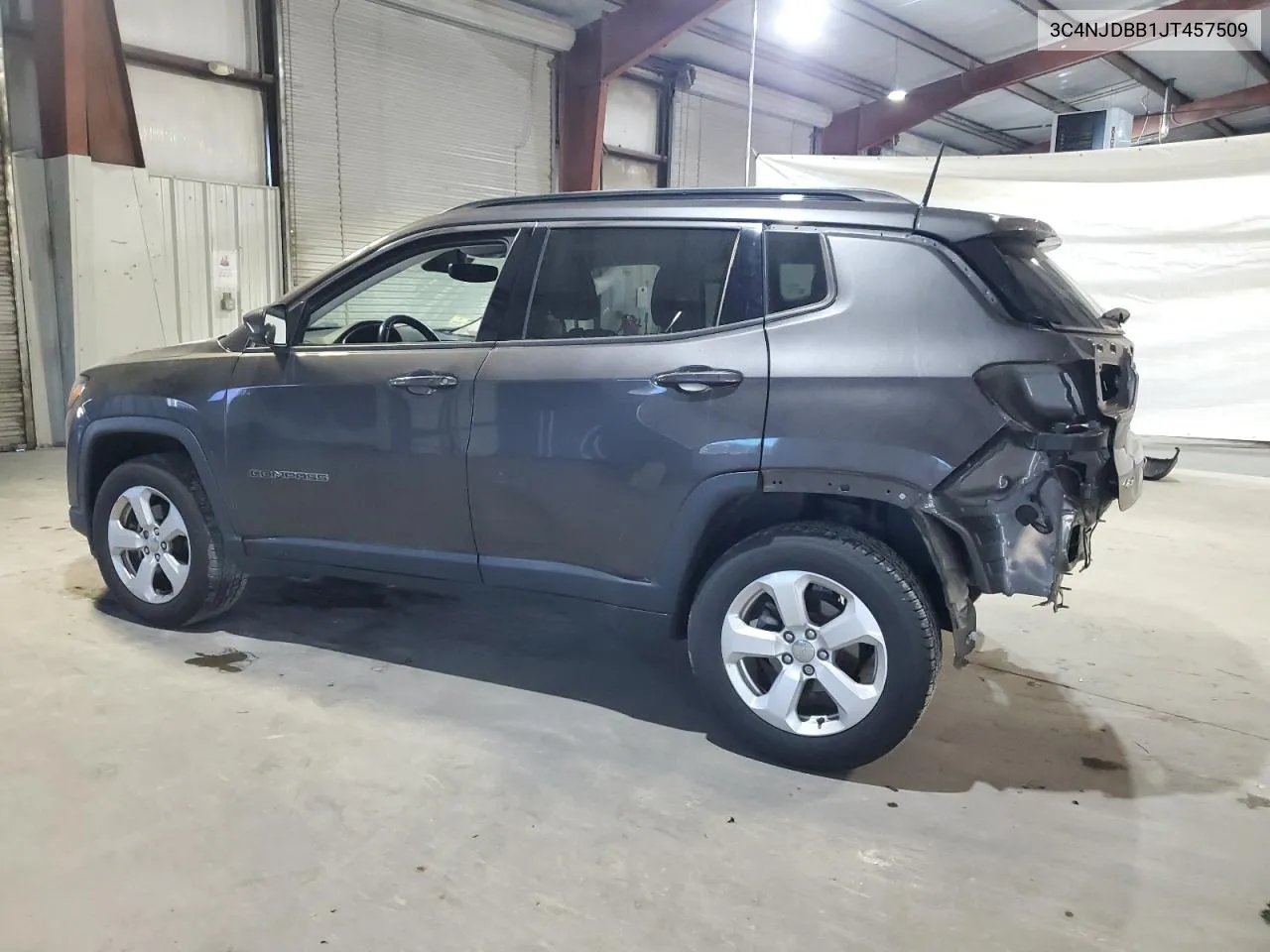 2018 Jeep Compass Latitude VIN: 3C4NJDBB1JT457509 Lot: 79692454