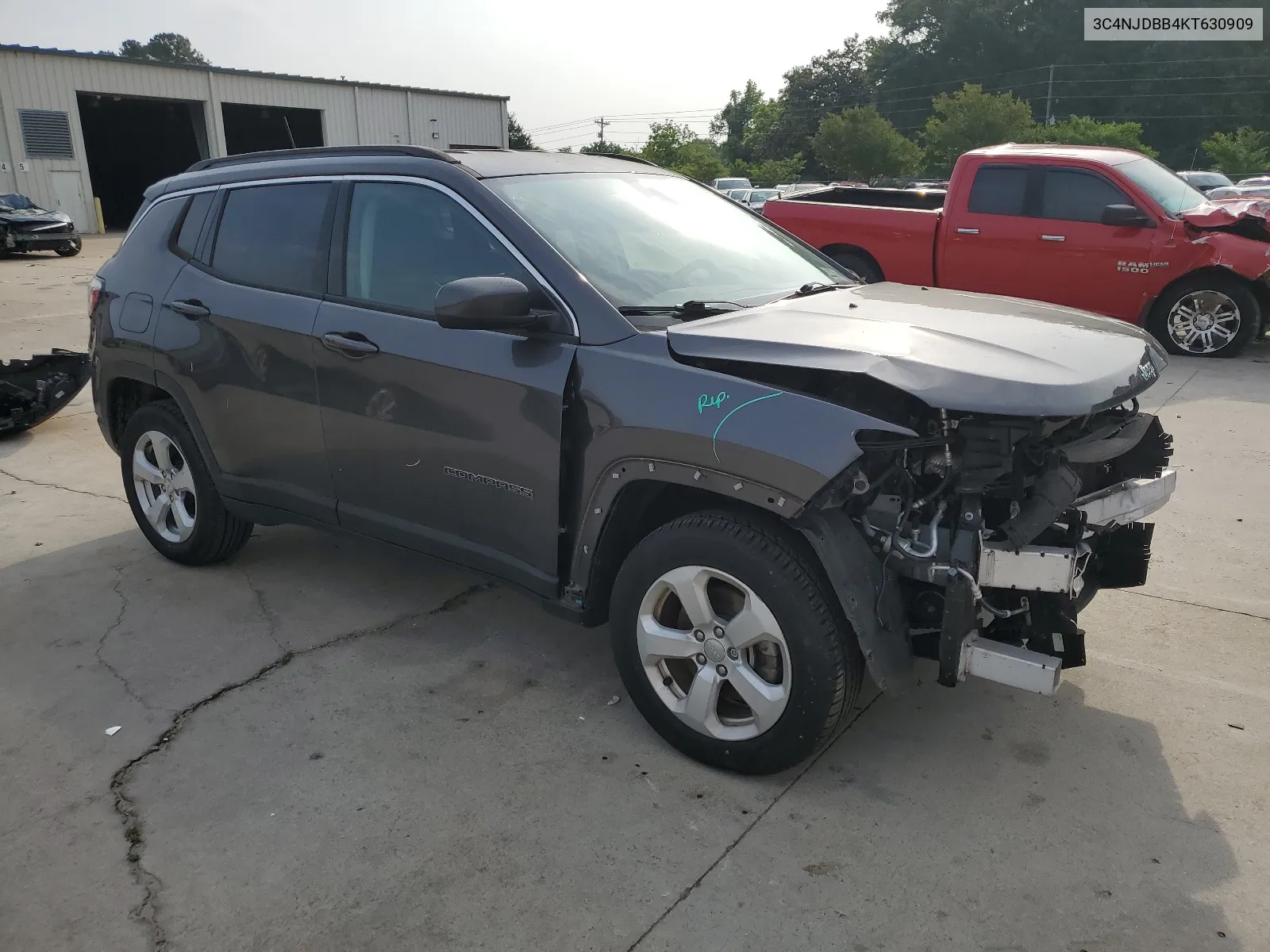 2019 Jeep Compass Latitude VIN: 3C4NJDBB4KT630909 Lot: 53825134