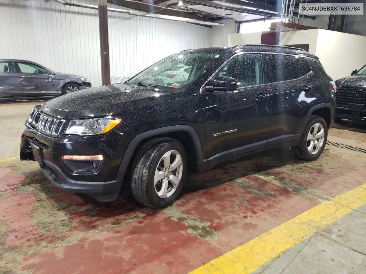 2019 Jeep Compass Latitude VIN: 3C4NJDBBXKT696784 Lot: 55481774