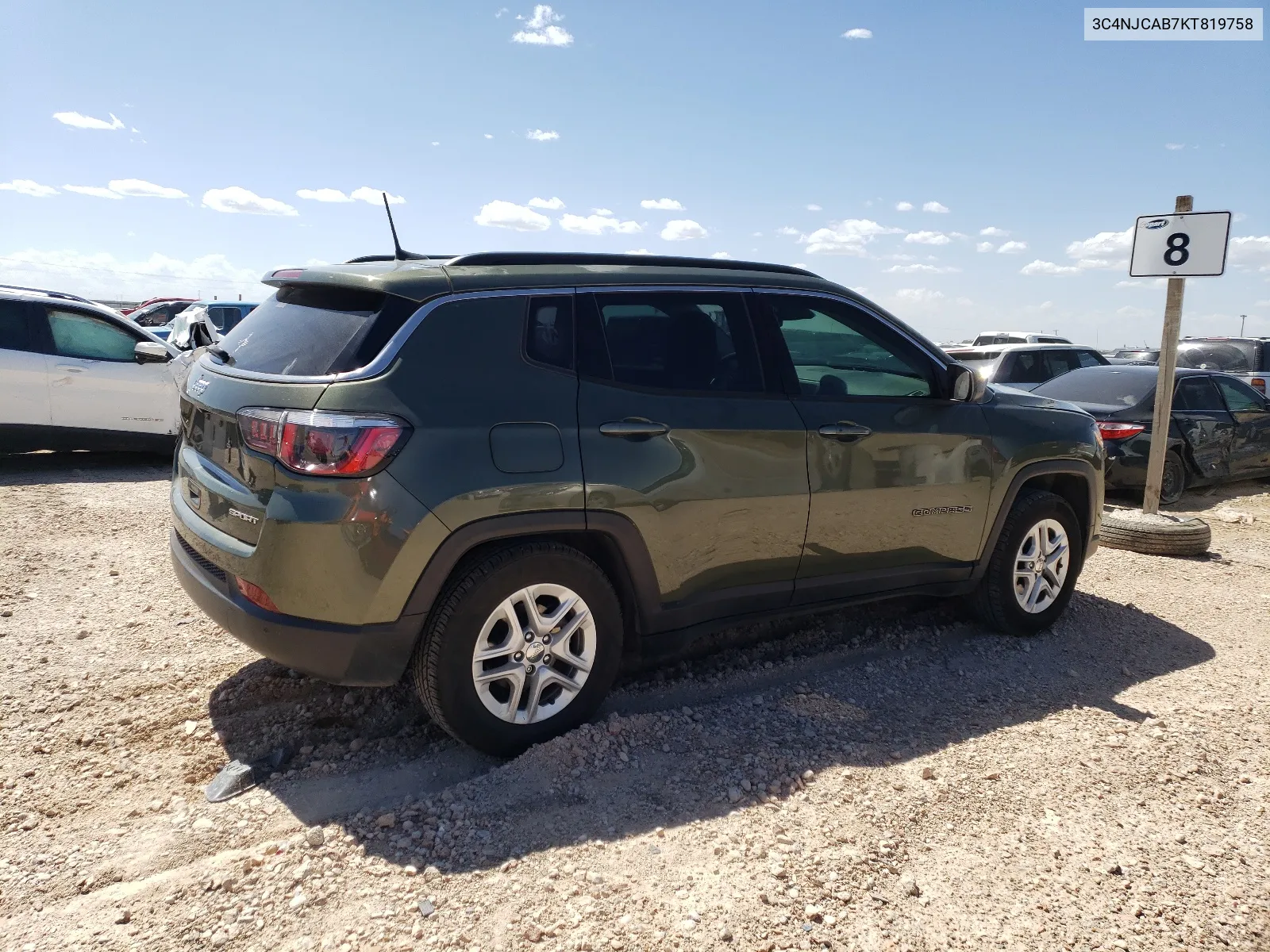 2019 Jeep Compass Sport VIN: 3C4NJCAB7KT819758 Lot: 61569004