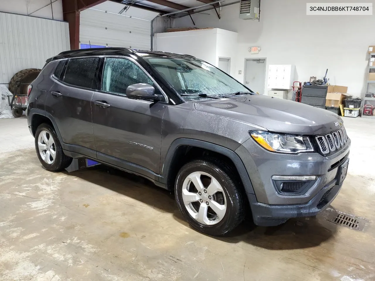 2019 Jeep Compass Latitude VIN: 3C4NJDBB6KT748704 Lot: 63559434