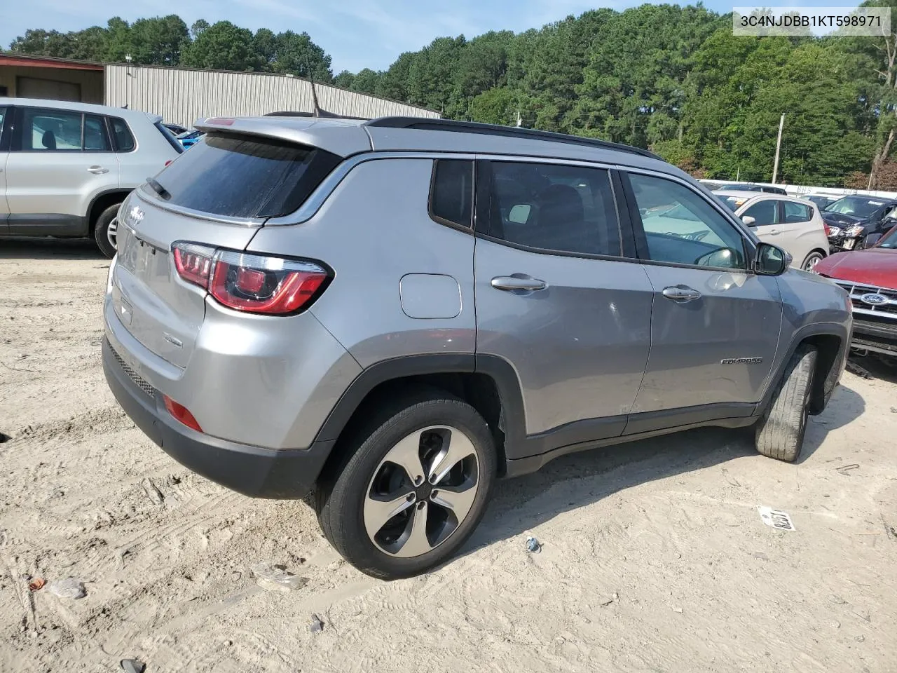 2019 Jeep Compass Latitude VIN: 3C4NJDBB1KT598971 Lot: 65242604