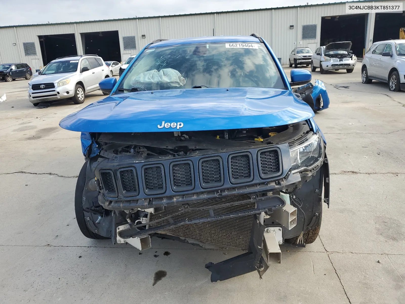 2019 Jeep Compass Latitude VIN: 3C4NJCBB3KT851377 Lot: 66219404