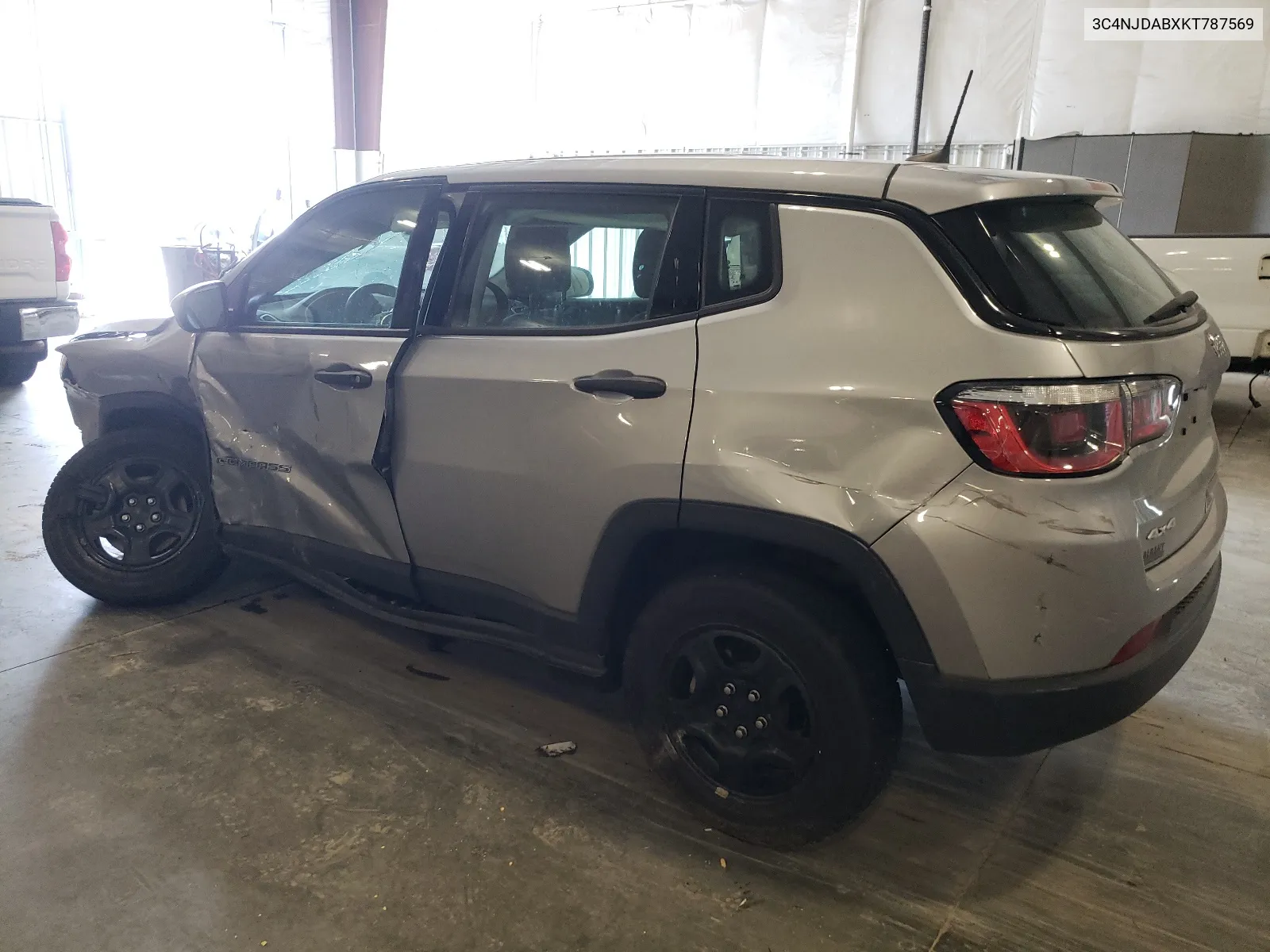 3C4NJDABXKT787569 2019 Jeep Compass Sport