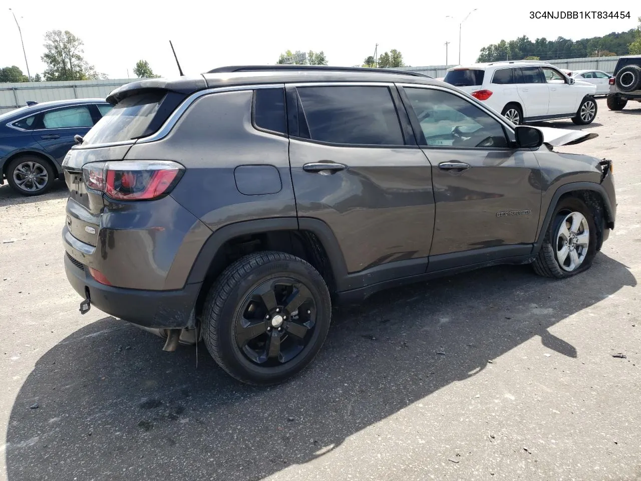 2019 Jeep Compass Latitude VIN: 3C4NJDBB1KT834454 Lot: 70078744