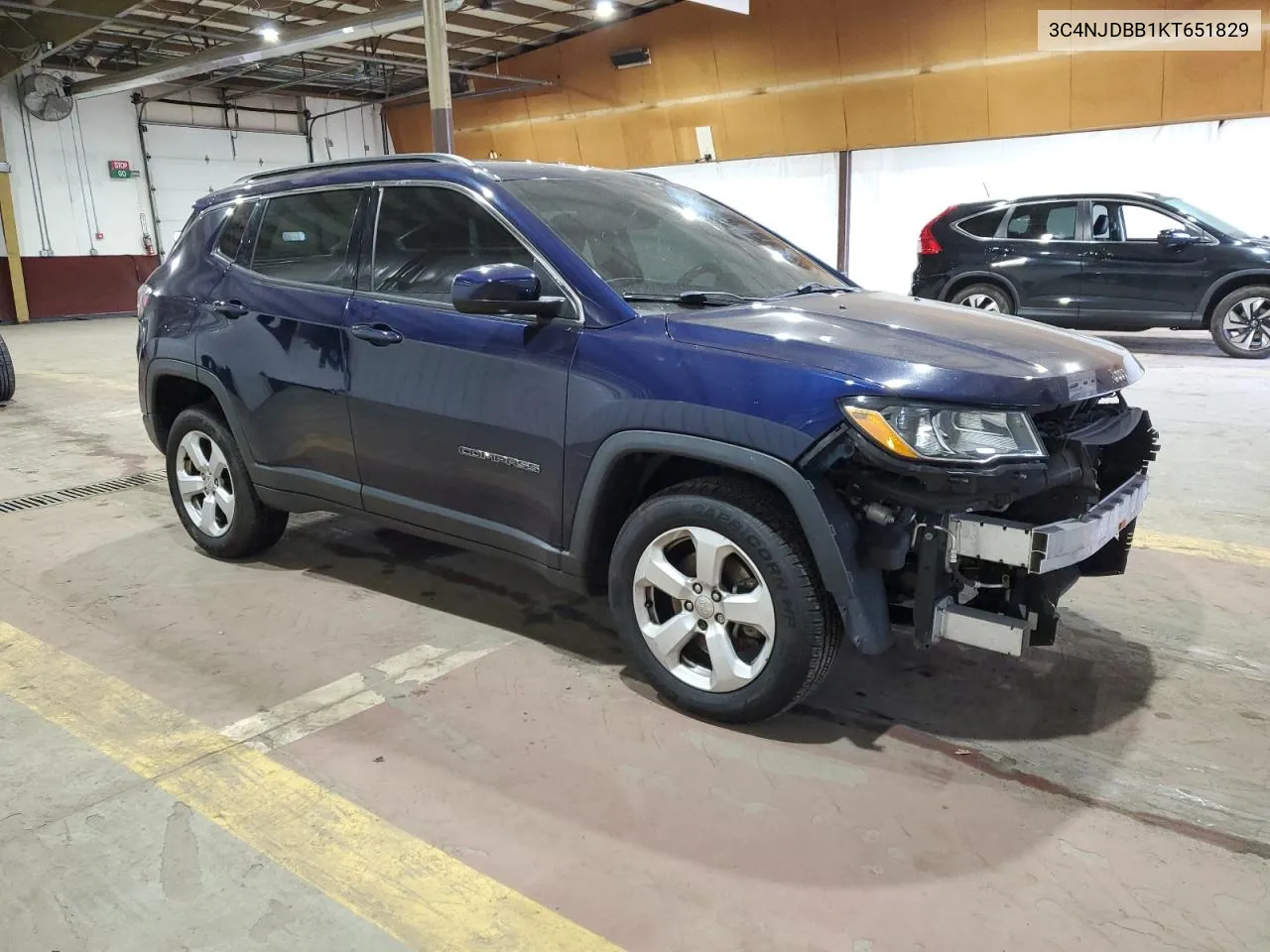 2019 Jeep Compass Latitude VIN: 3C4NJDBB1KT651829 Lot: 72166654