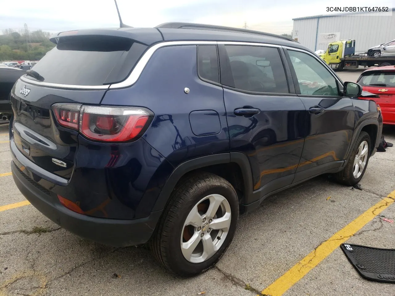 2019 Jeep Compass Latitude VIN: 3C4NJDBB1KT647652 Lot: 73183364