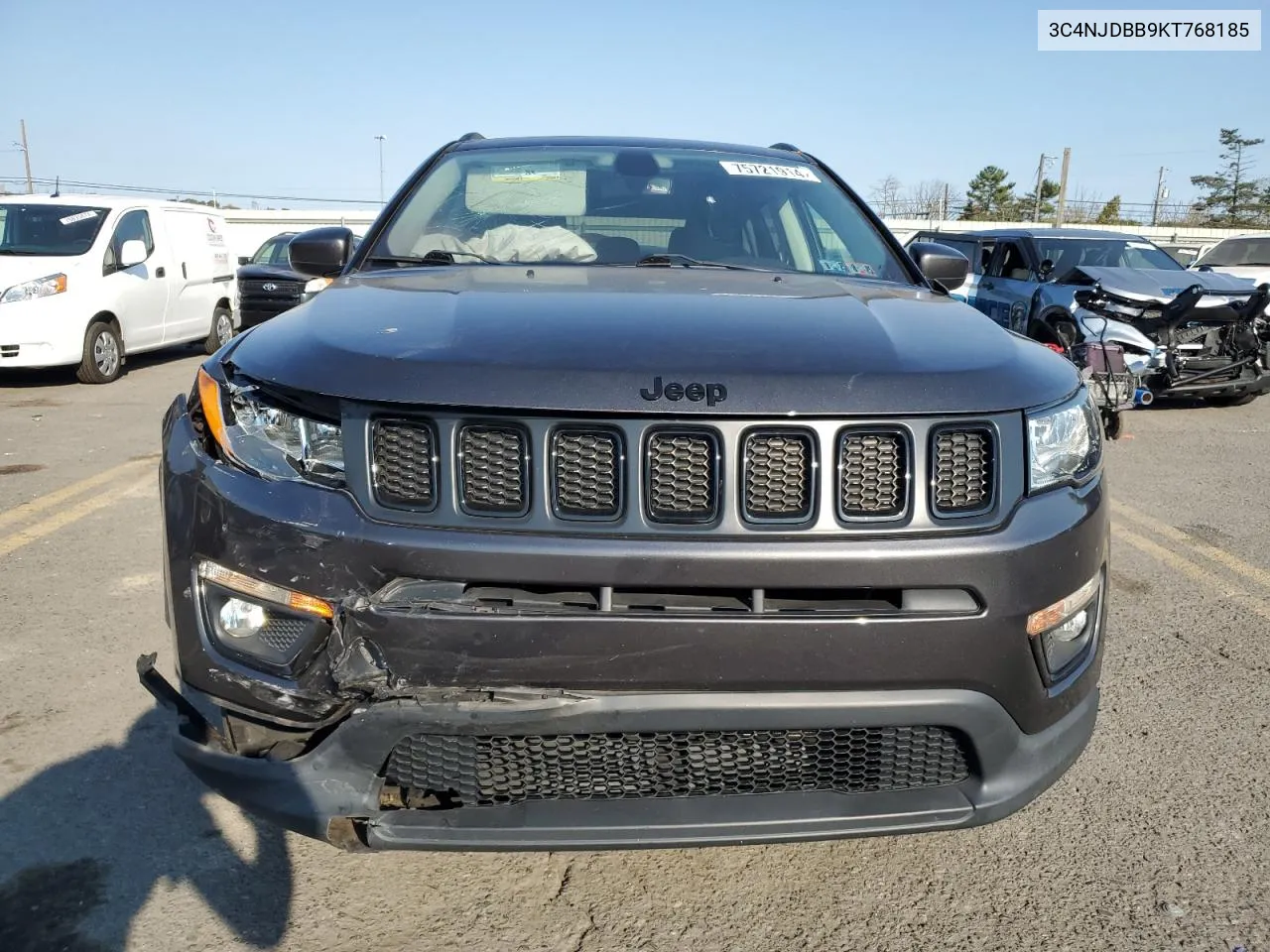 3C4NJDBB9KT768185 2019 Jeep Compass Latitude