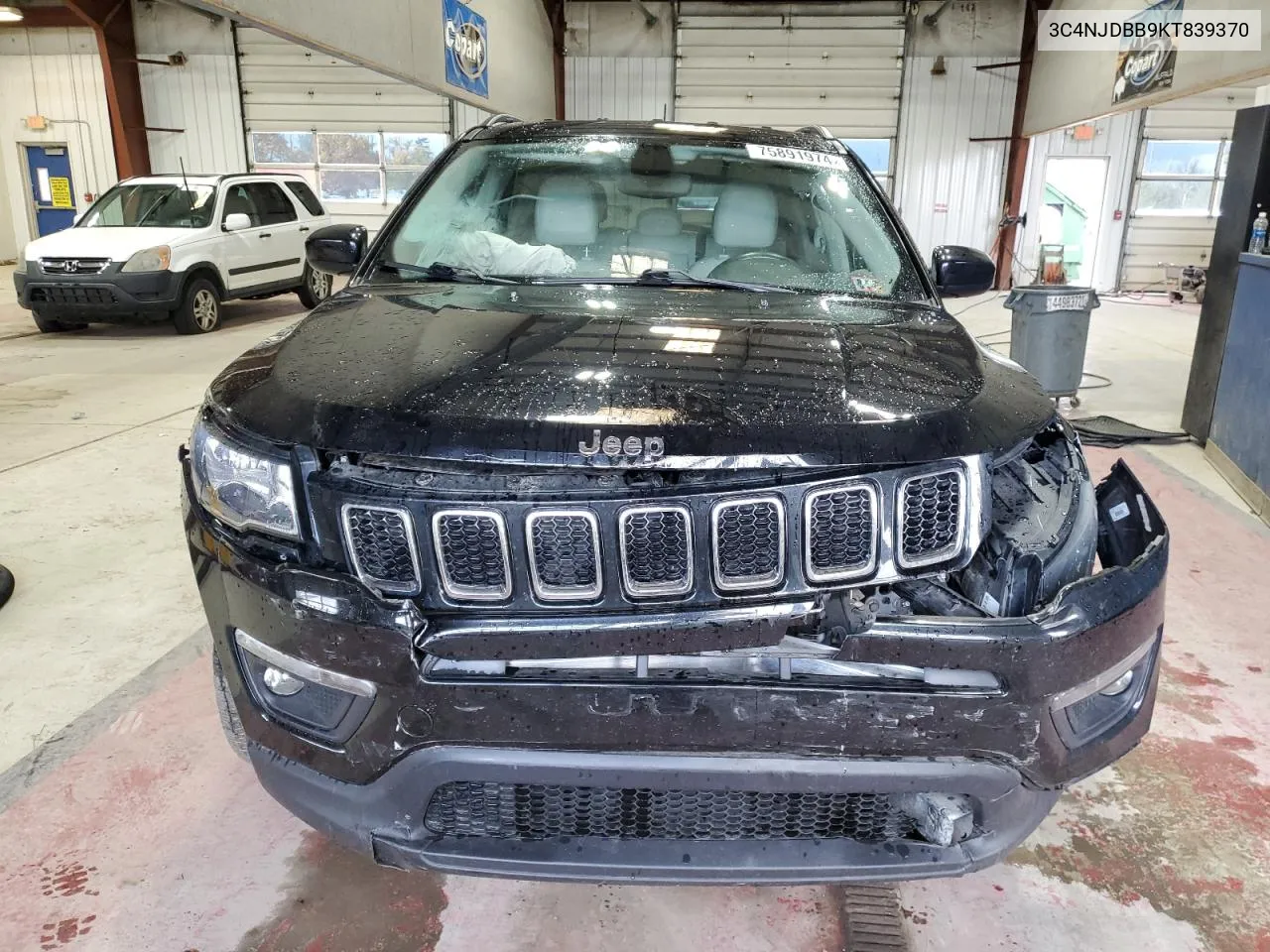 2019 Jeep Compass Latitude VIN: 3C4NJDBB9KT839370 Lot: 75891974