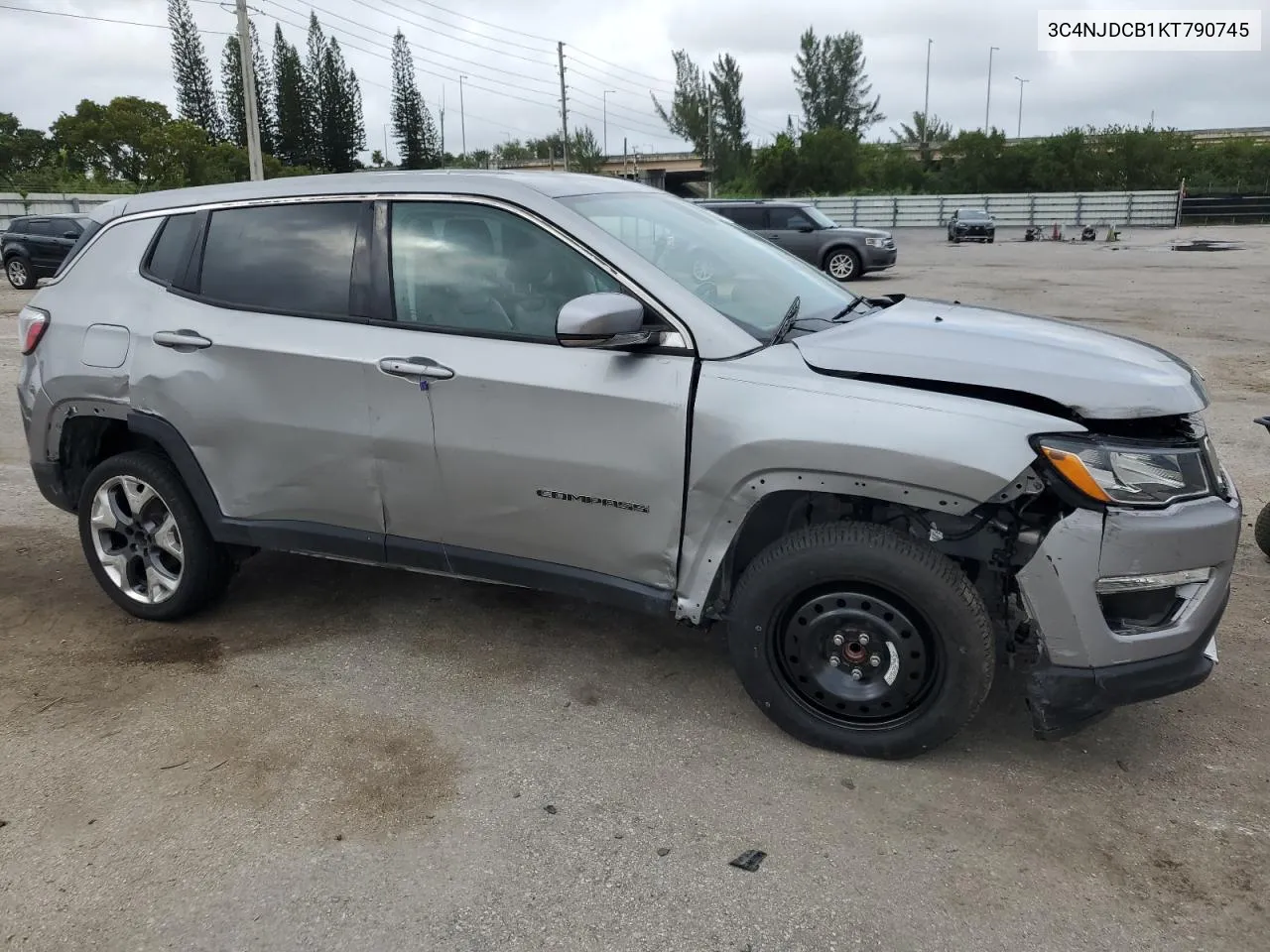 2019 Jeep Compass Limited VIN: 3C4NJDCB1KT790745 Lot: 79537334