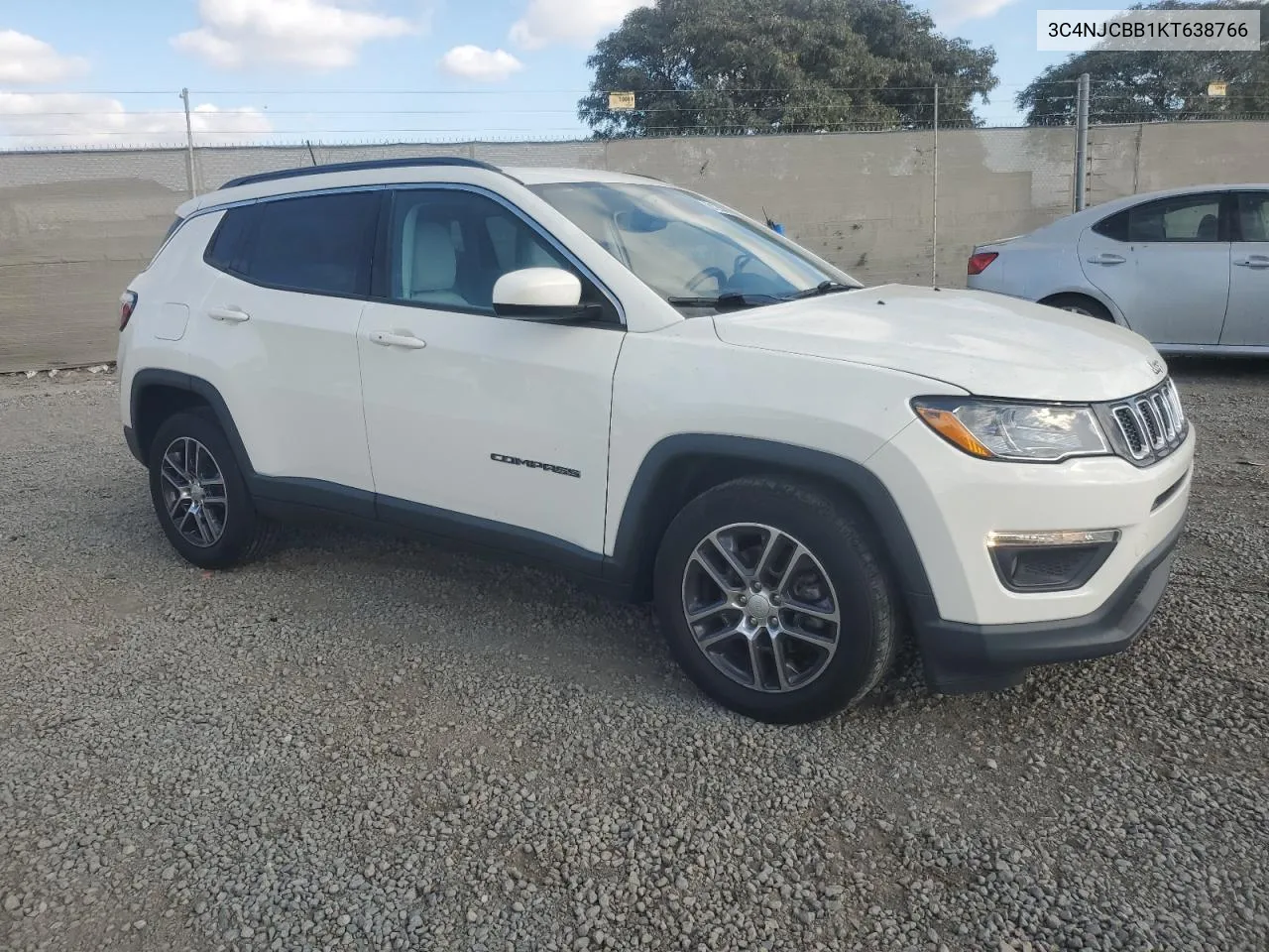 2019 Jeep Compass Latitude VIN: 3C4NJCBB1KT638766 Lot: 81200884