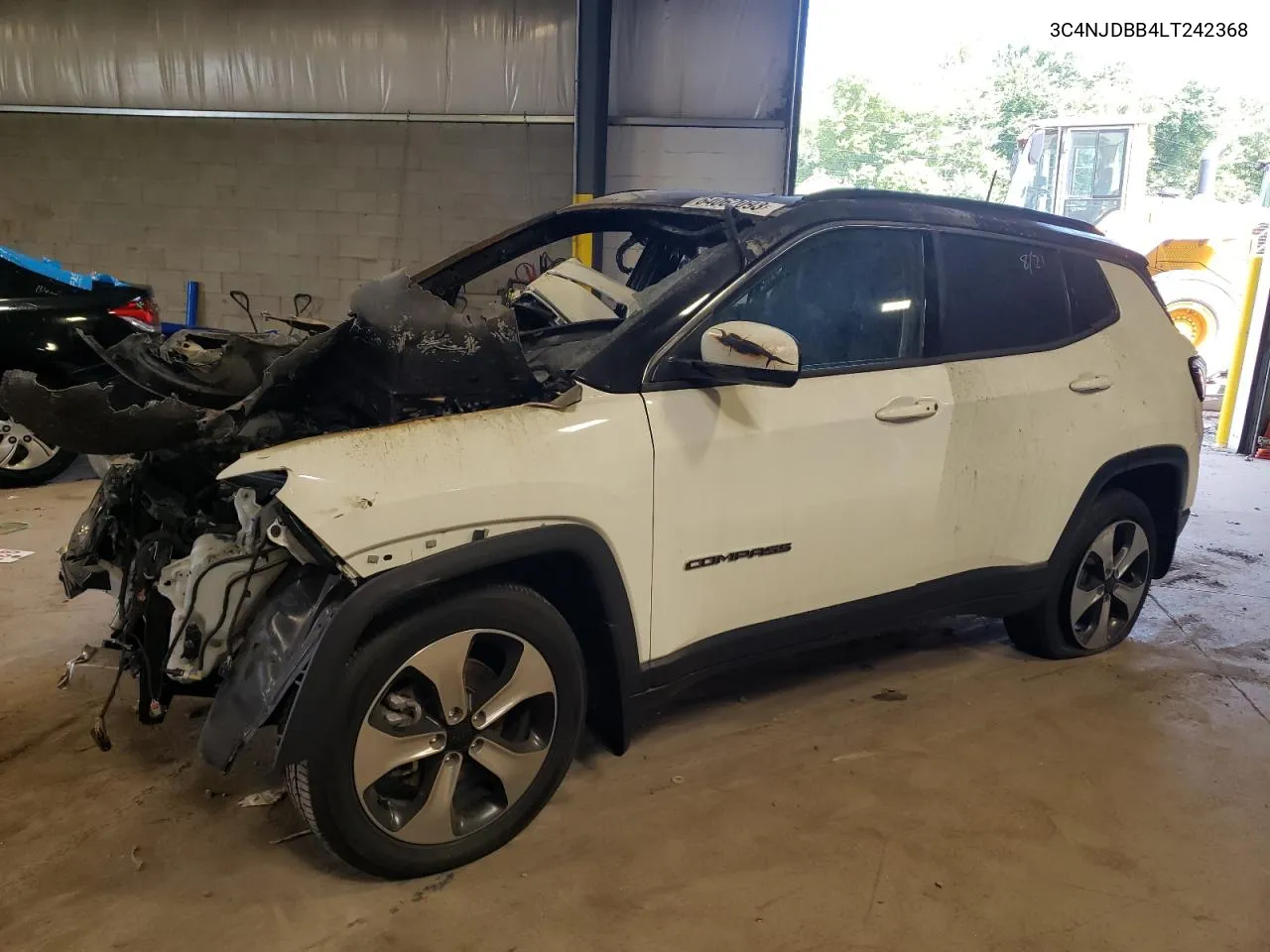 2020 Jeep Compass Latitude VIN: 3C4NJDBB4LT242368 Lot: 64062093