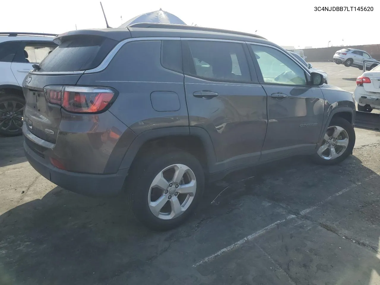 2020 Jeep Compass Latitude VIN: 3C4NJDBB7LT145620 Lot: 75908444