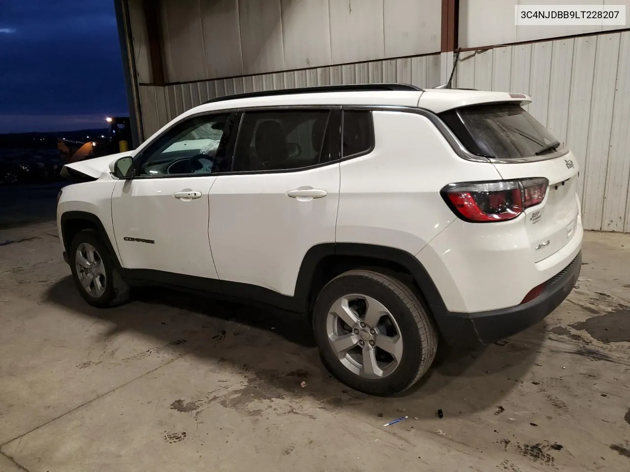 2020 Jeep Compass Latitude VIN: 3C4NJDBB9LT228207 Lot: 79559354