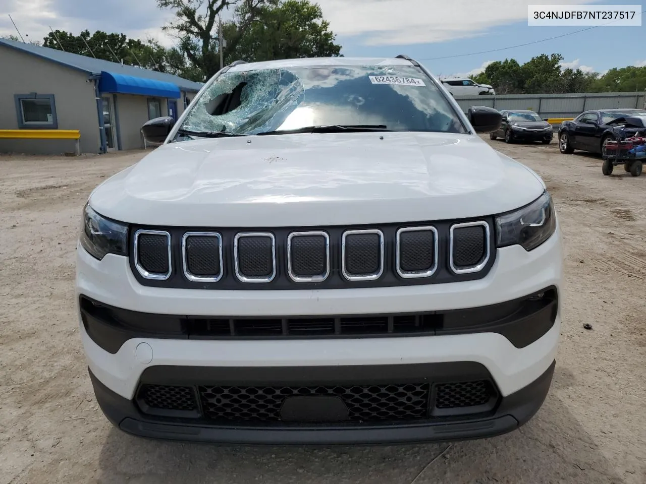 2022 Jeep Compass Latitude Lux VIN: 3C4NJDFB7NT237517 Lot: 62436784