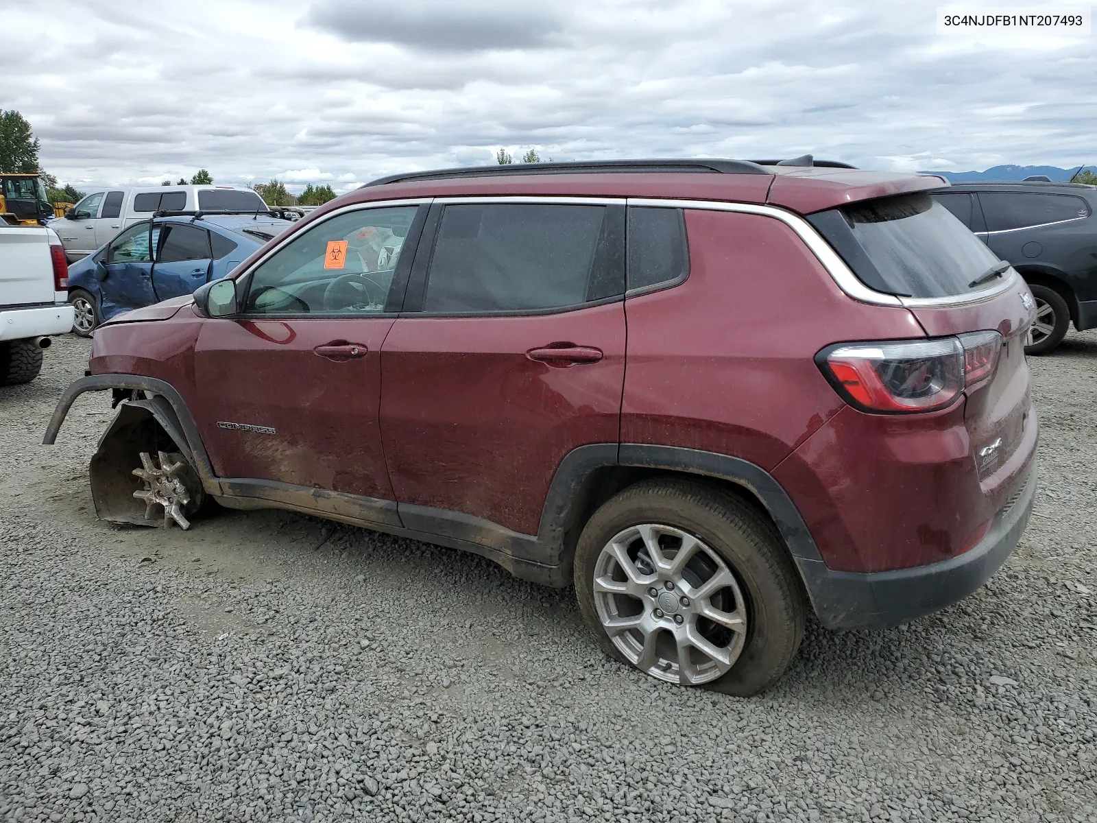 2022 Jeep Compass Latitude Lux VIN: 3C4NJDFB1NT207493 Lot: 65038264