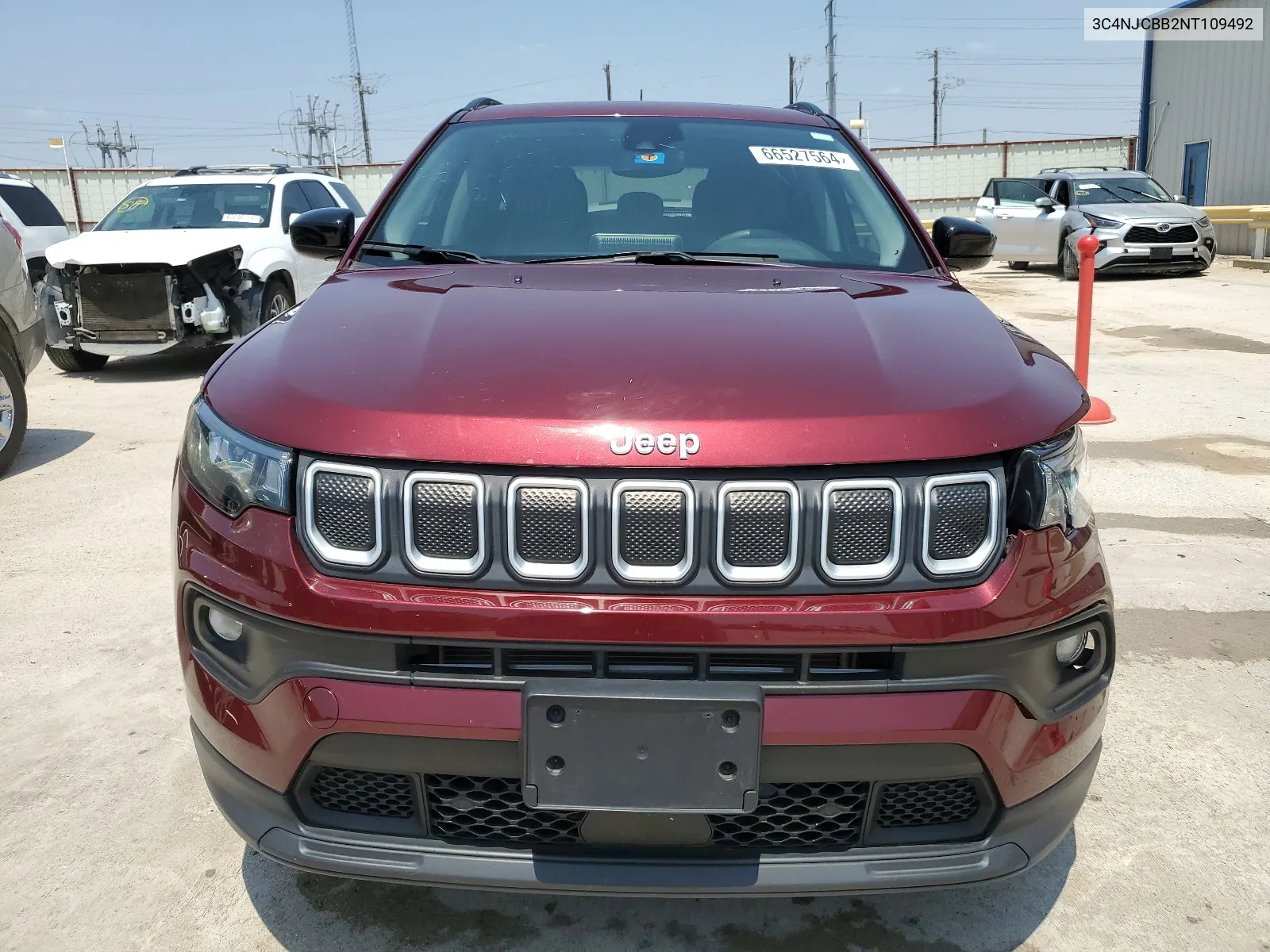 3C4NJCBB2NT109492 2022 Jeep Compass Latitude