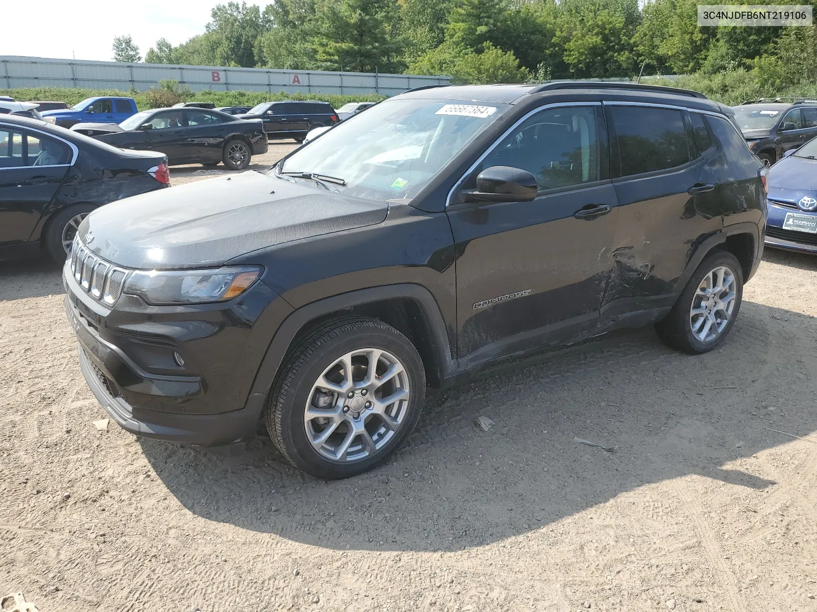 3C4NJDFB6NT219106 2022 Jeep Compass Latitude Lux