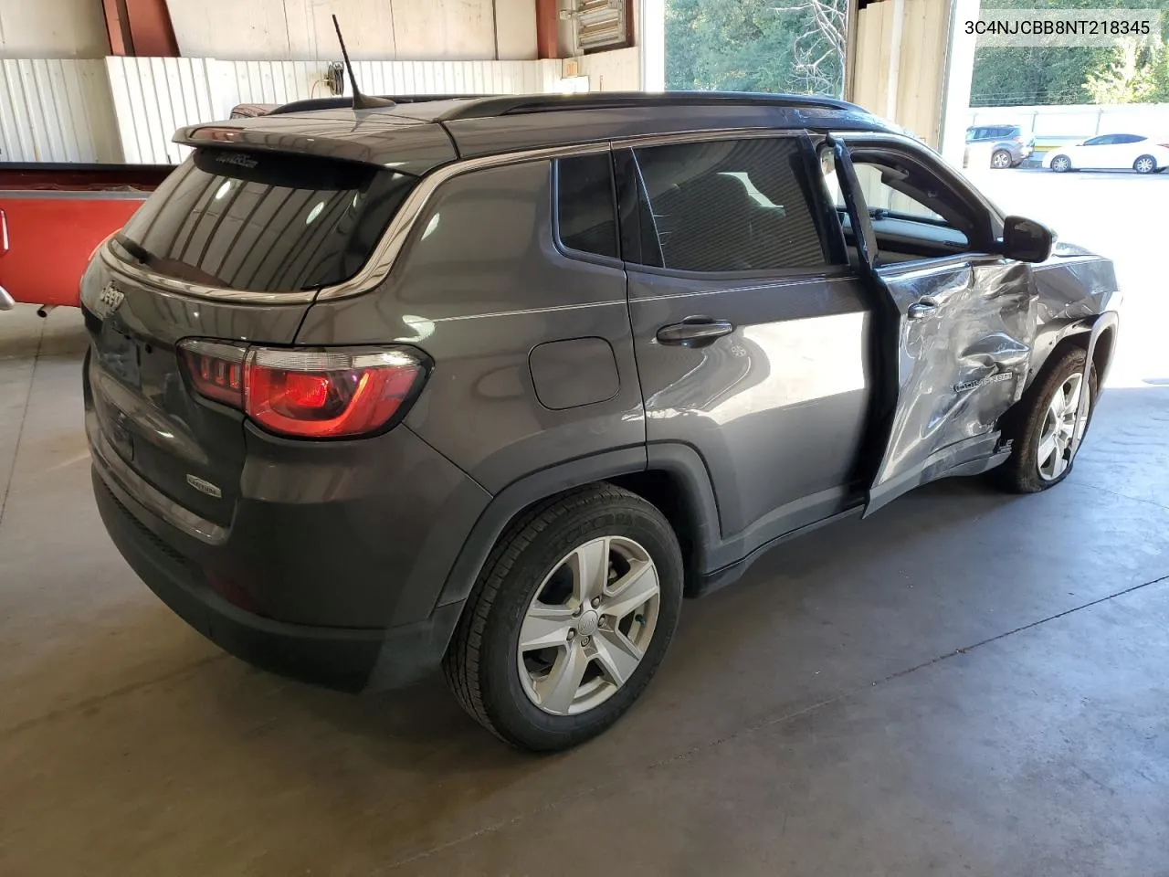 3C4NJCBB8NT218345 2022 Jeep Compass Latitude