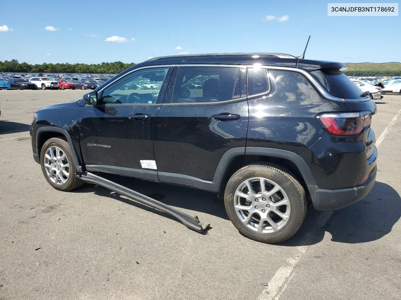 2022 Jeep Compass Latitude Lux VIN: 3C4NJDFB3NT178692 Lot: 70989164