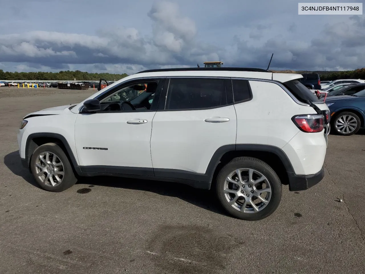 2022 Jeep Compass Latitude Lux VIN: 3C4NJDFB4NT117948 Lot: 72620254