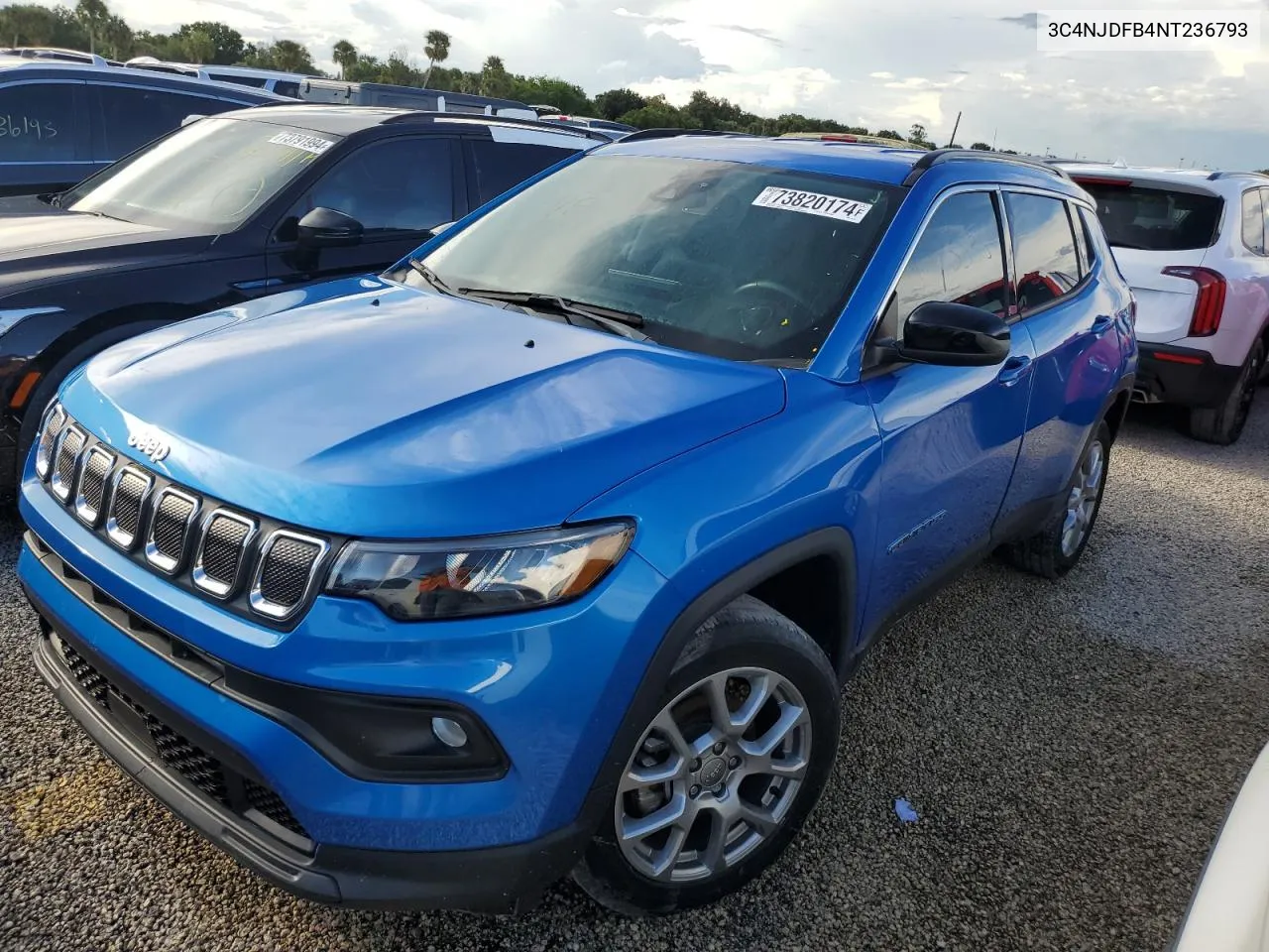 3C4NJDFB4NT236793 2022 Jeep Compass Latitude Lux