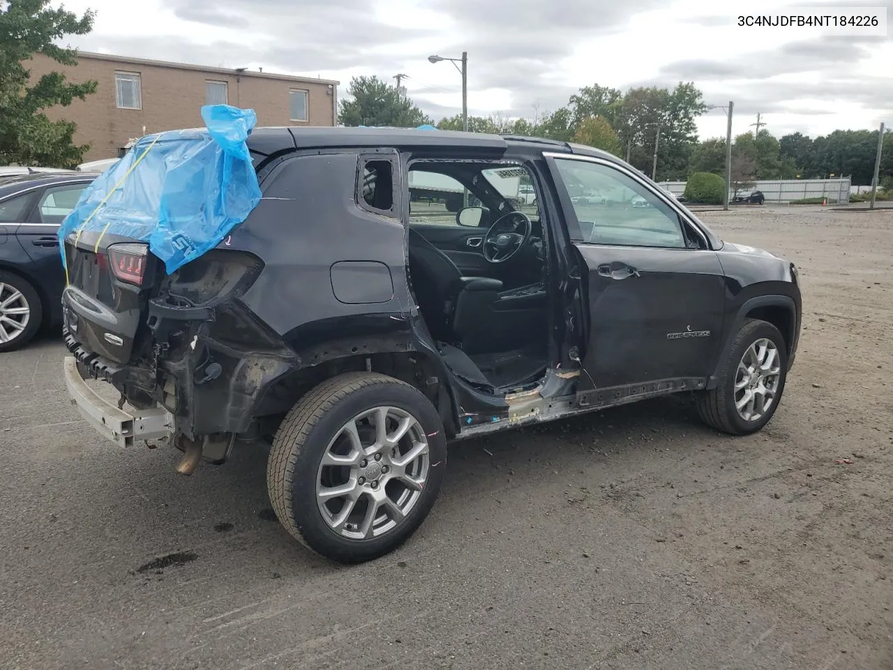 2022 Jeep Compass Latitude Lux VIN: 3C4NJDFB4NT184226 Lot: 73972164