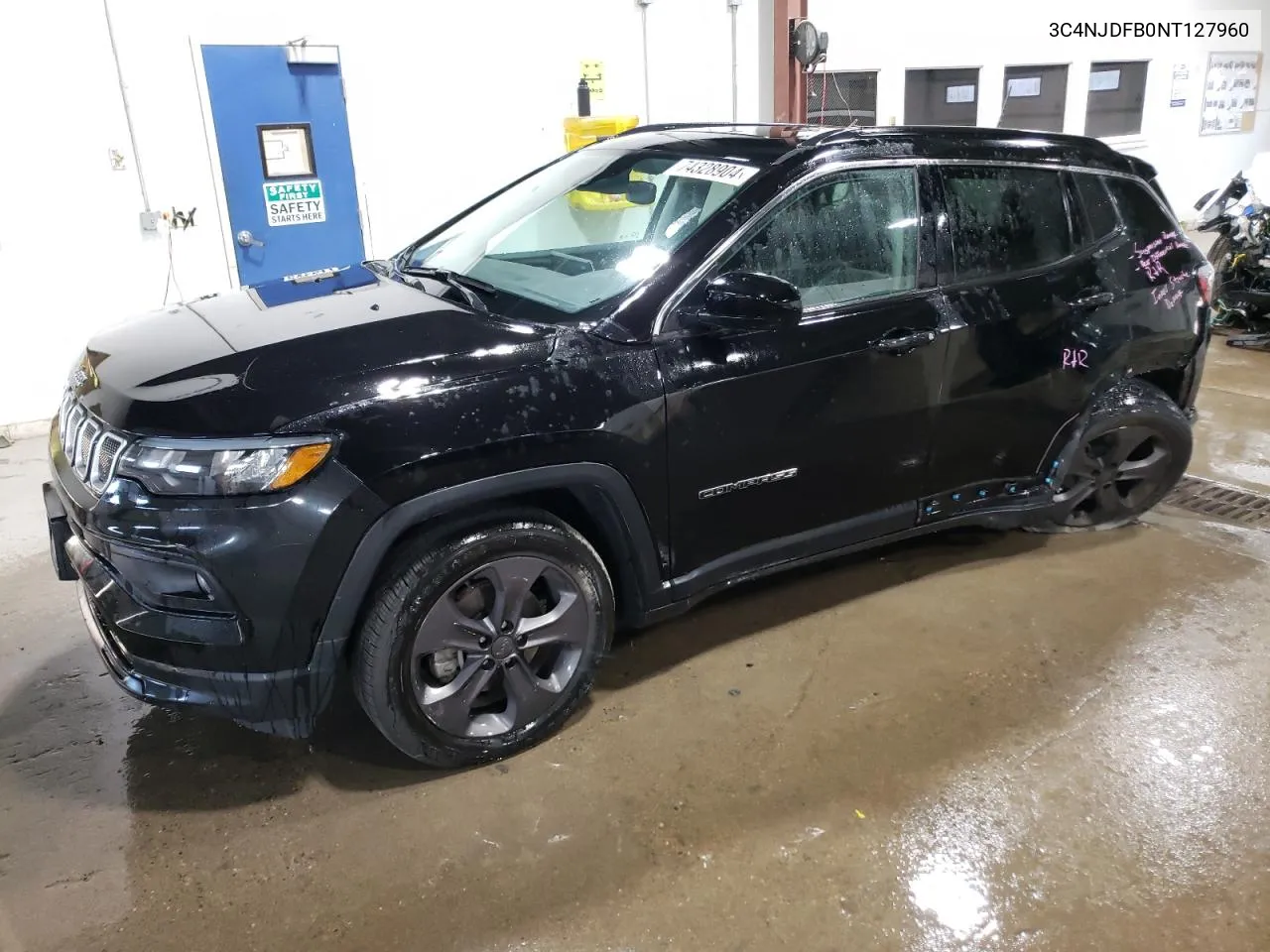 2022 Jeep Compass Latitude Lux VIN: 3C4NJDFB0NT127960 Lot: 74328904