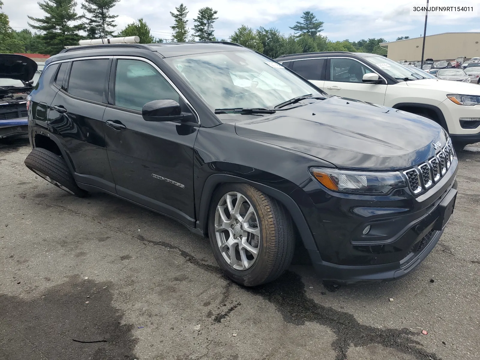 3C4NJDFN9RT154011 2024 Jeep Compass Latitude Lux