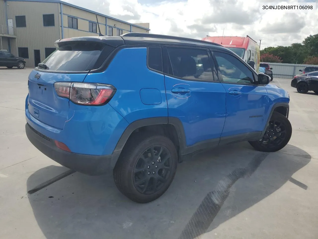 3C4NJDBN8RT106098 2024 Jeep Compass Latitude