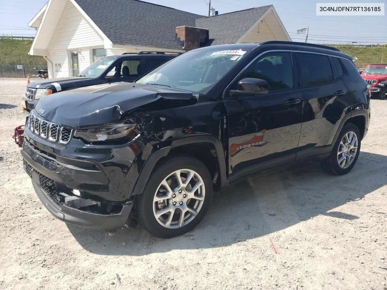 2024 Jeep Compass Latitude Lux VIN: 3C4NJDFN7RT136185 Lot: 69064434