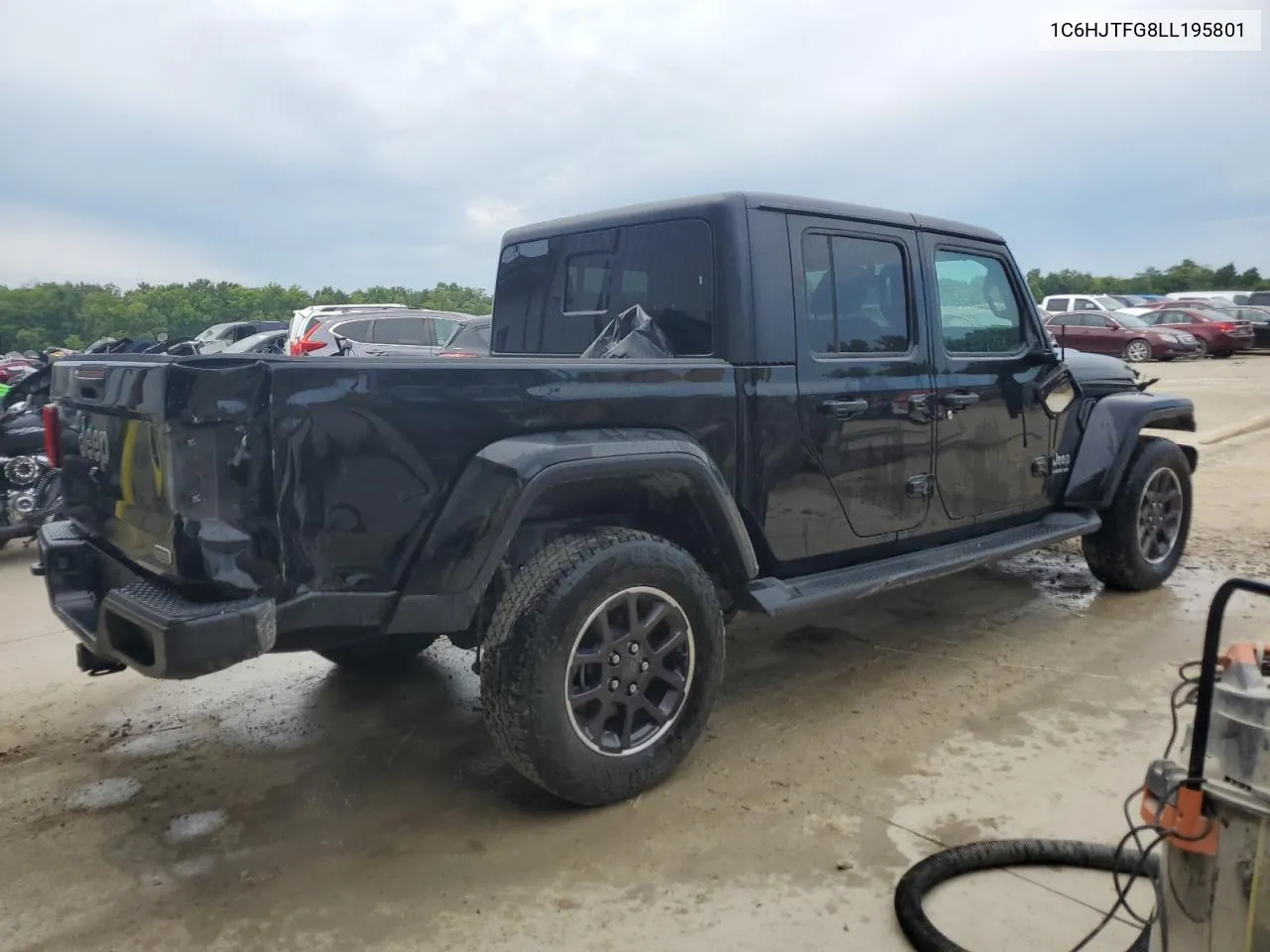 2020 Jeep Gladiator Overland VIN: 1C6HJTFG8LL195801 Lot: 62073194