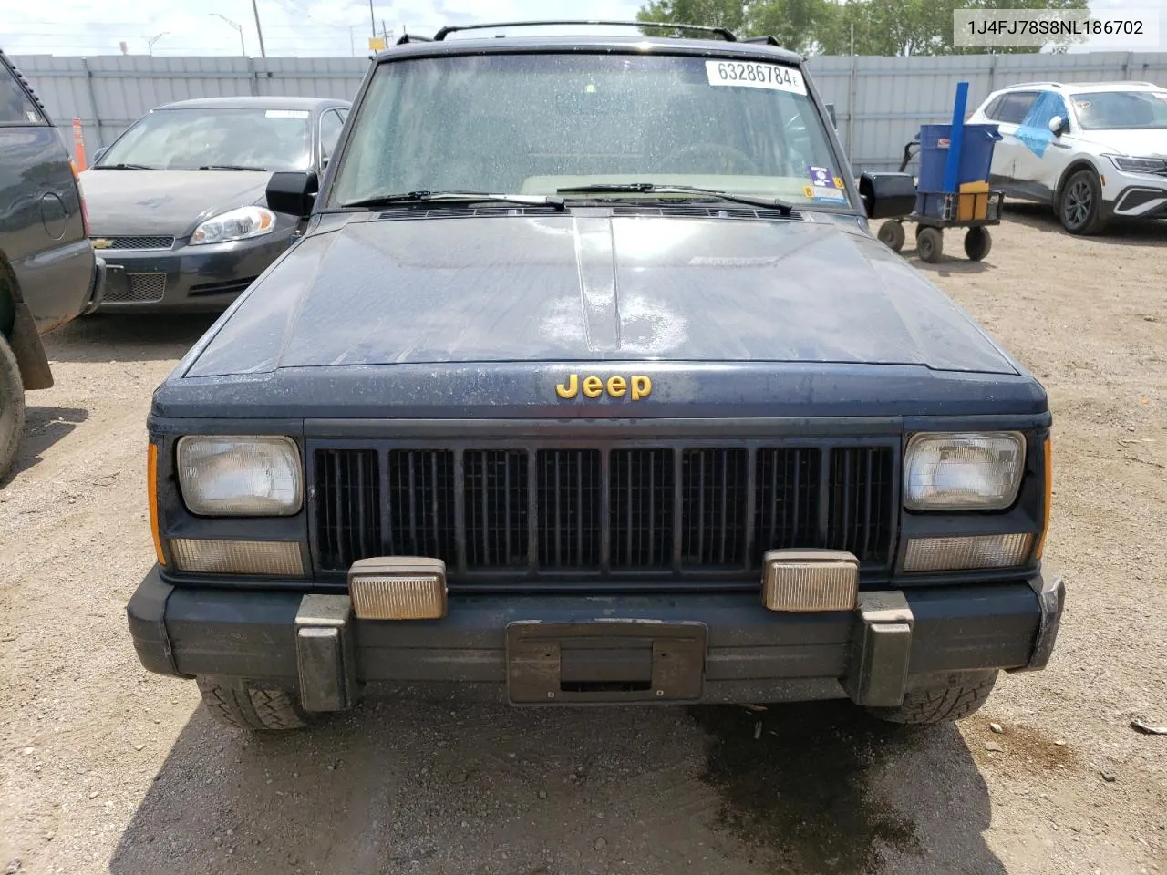 1J4FJ78S8NL186702 1992 Jeep Cherokee Limited