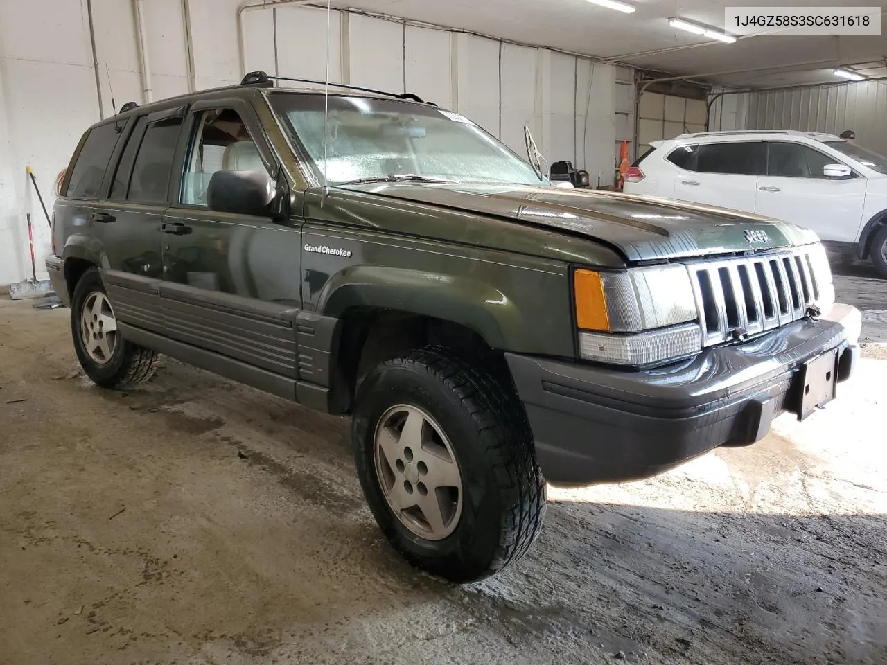 1995 Jeep Grand Cherokee Laredo VIN: 1J4GZ58S3SC631618 Lot: 70832174