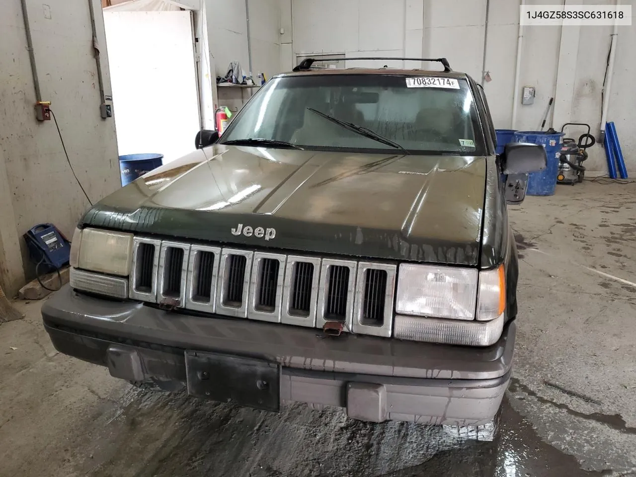 1995 Jeep Grand Cherokee Laredo VIN: 1J4GZ58S3SC631618 Lot: 70832174