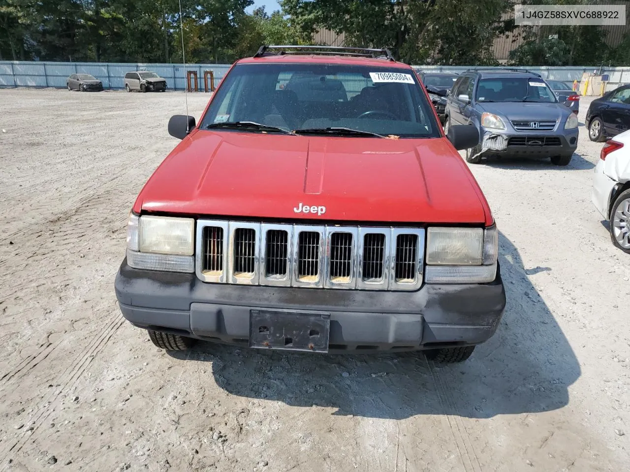 1997 Jeep Grand Cherokee Laredo VIN: 1J4GZ58SXVC688922 Lot: 70985004