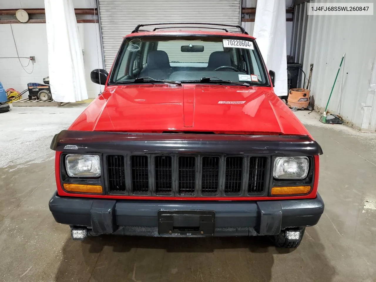 1998 Jeep Cherokee Sport VIN: 1J4FJ68S5WL260847 Lot: 70220604