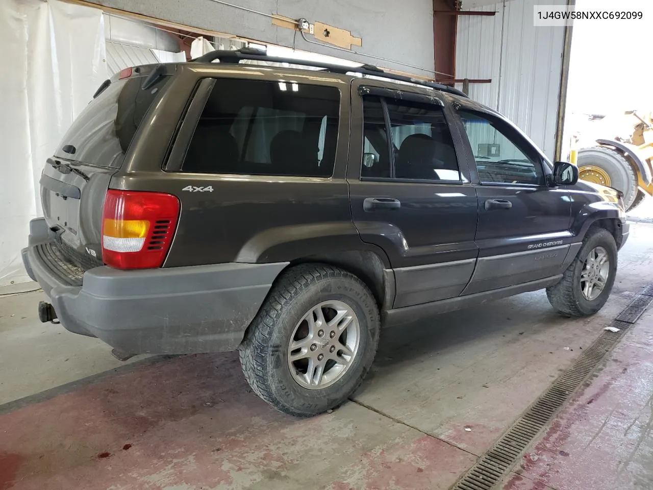 1999 Jeep Grand Cherokee Laredo VIN: 1J4GW58NXXC692099 Lot: 68744334