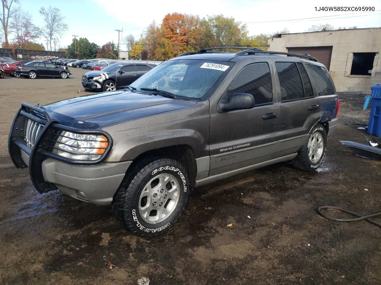 1999 Jeep Grand Cherokee Laredo VIN: 1J4GW58S2XC695990 Lot: 76291094