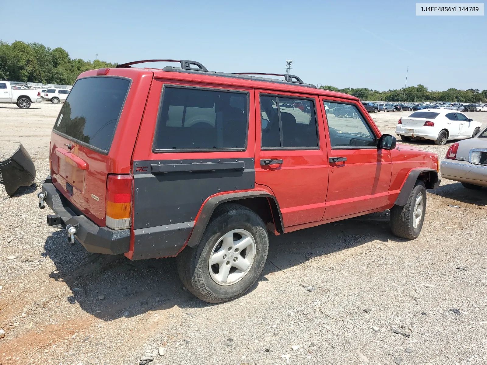 2000 Jeep Cherokee Sport VIN: 1J4FF48S6YL144789 Lot: 64550184