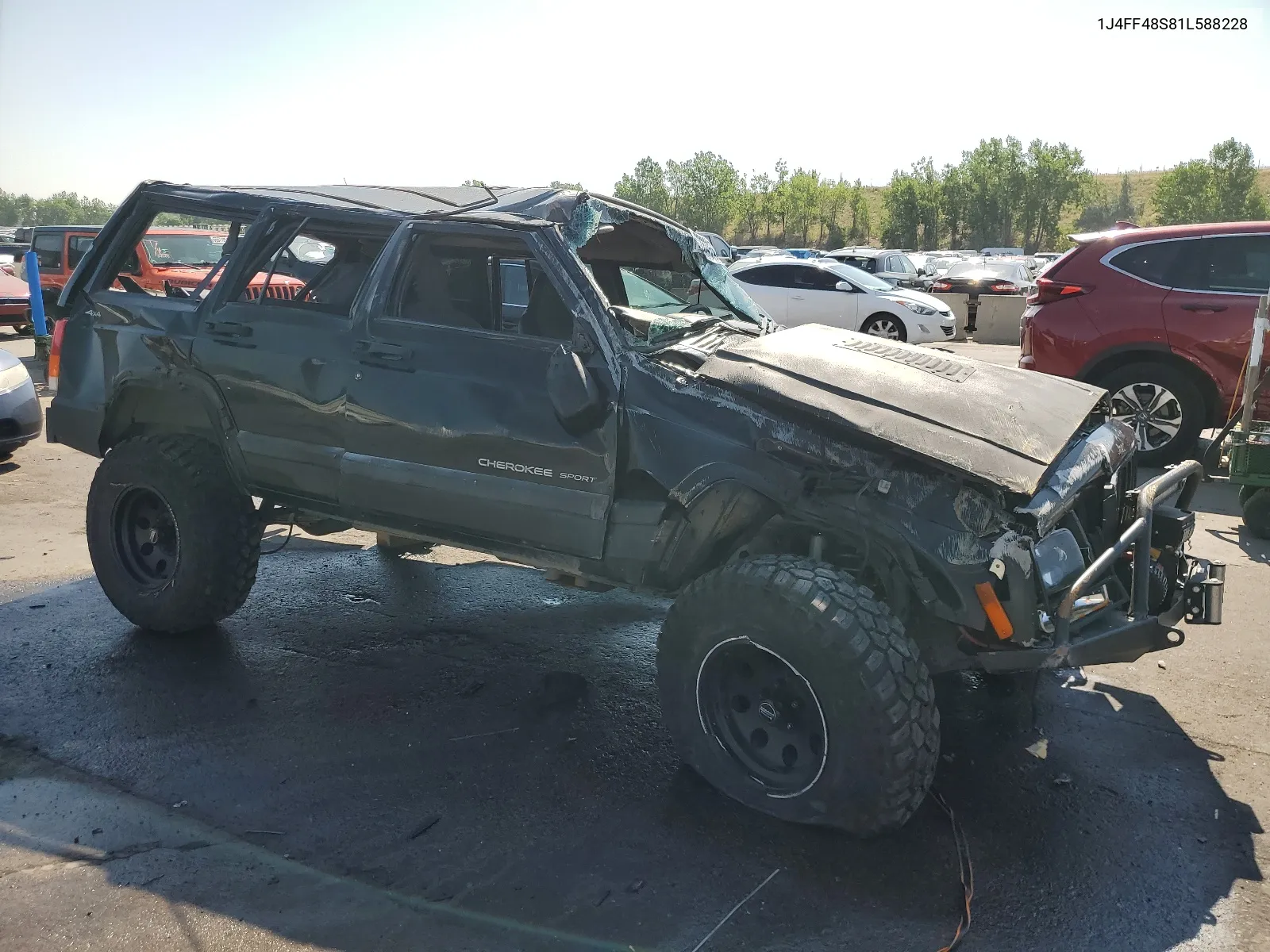 2001 Jeep Cherokee Sport VIN: 1J4FF48S81L588228 Lot: 65334654