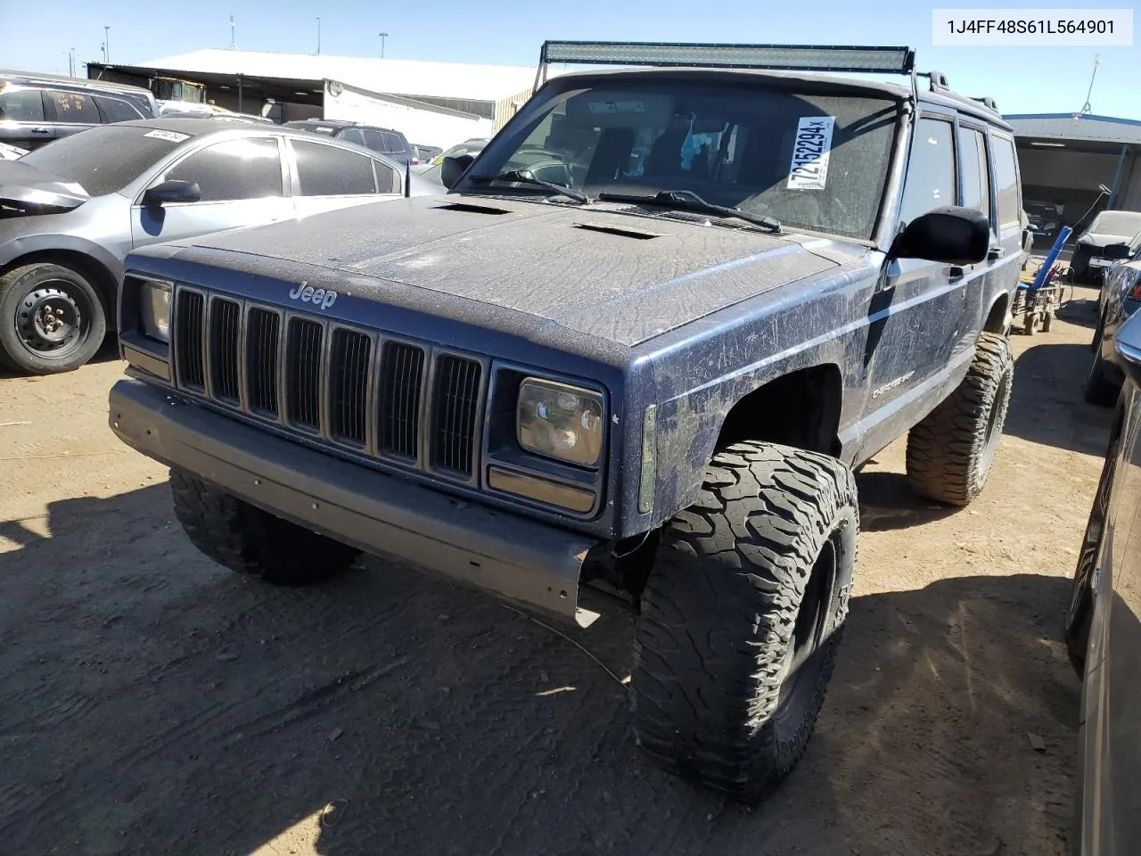 2001 Jeep Cherokee Sport VIN: 1J4FF48S61L564901 Lot: 72152294